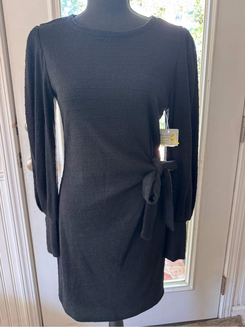 Julia Jordan long sleeve black dress size 4